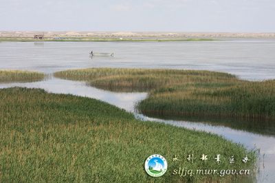 东居延海水利风景区