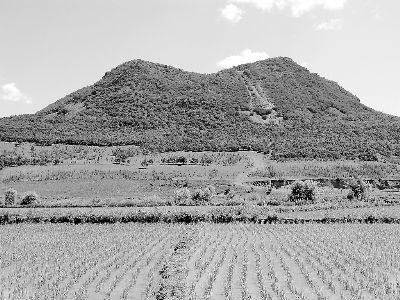 小四方山城址